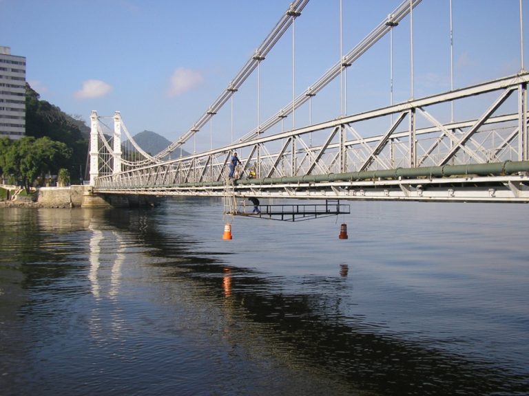 Ponte Pênsil de São Vicente será interditada para obras de restauro