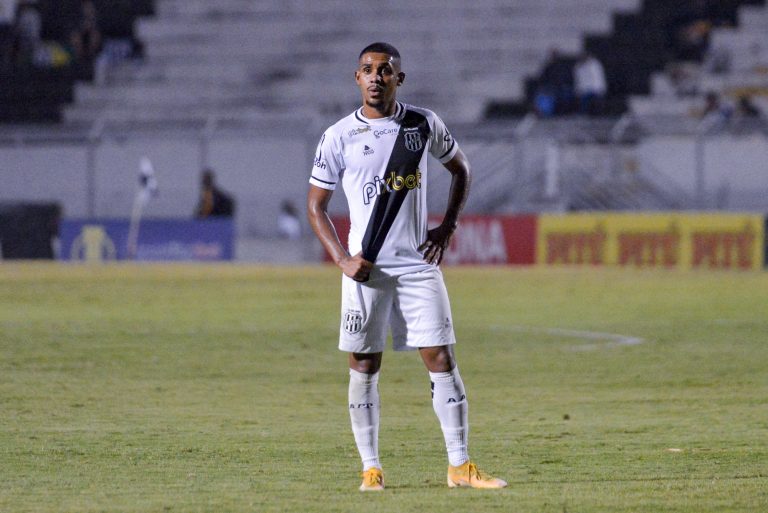 Após lesão, Ramon Carvalho ganha confiança de treinador e volta à titularidade: “Trabalhei muito”