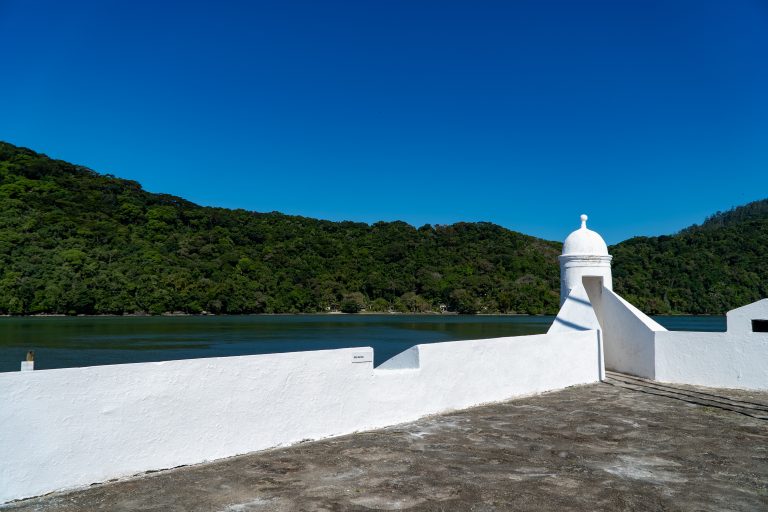 Espaços turísticos de Bertioga ficam fechados neste final de semana