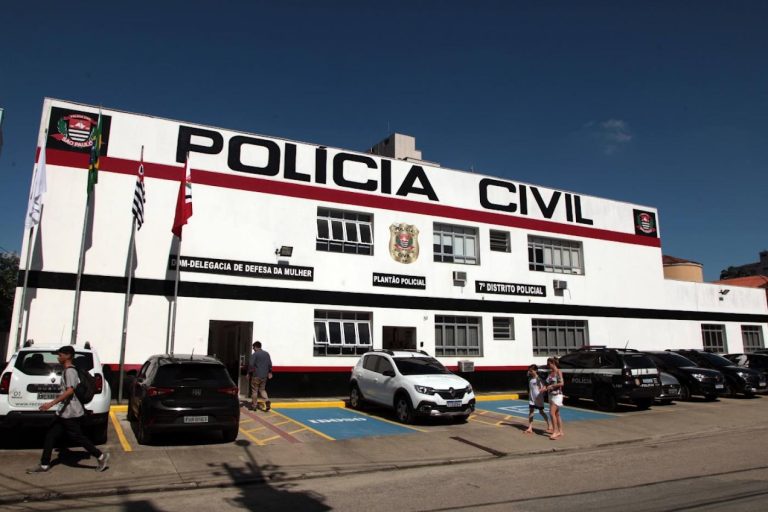 Homem é esfaqueado na orla de Santos