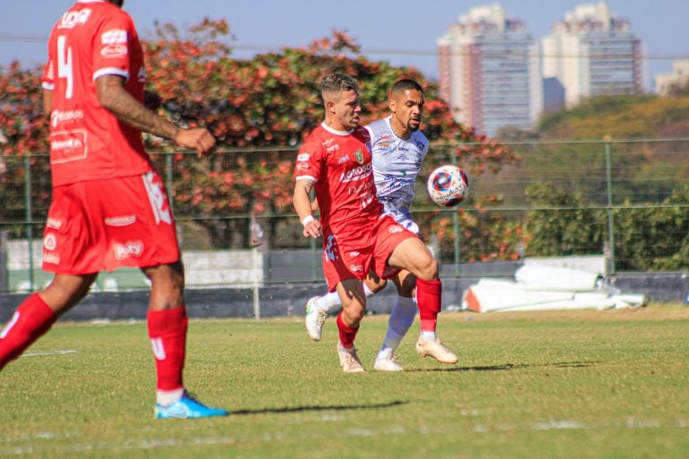 Comercial perde de virada para o Noroeste