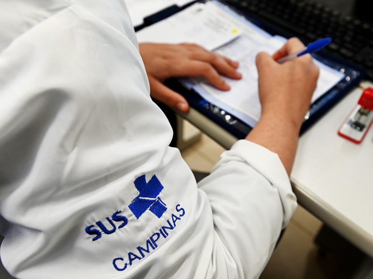 Concurso para médicos segue com inscrições abertas; remuneração pode chegar a R$ 16,4 mil