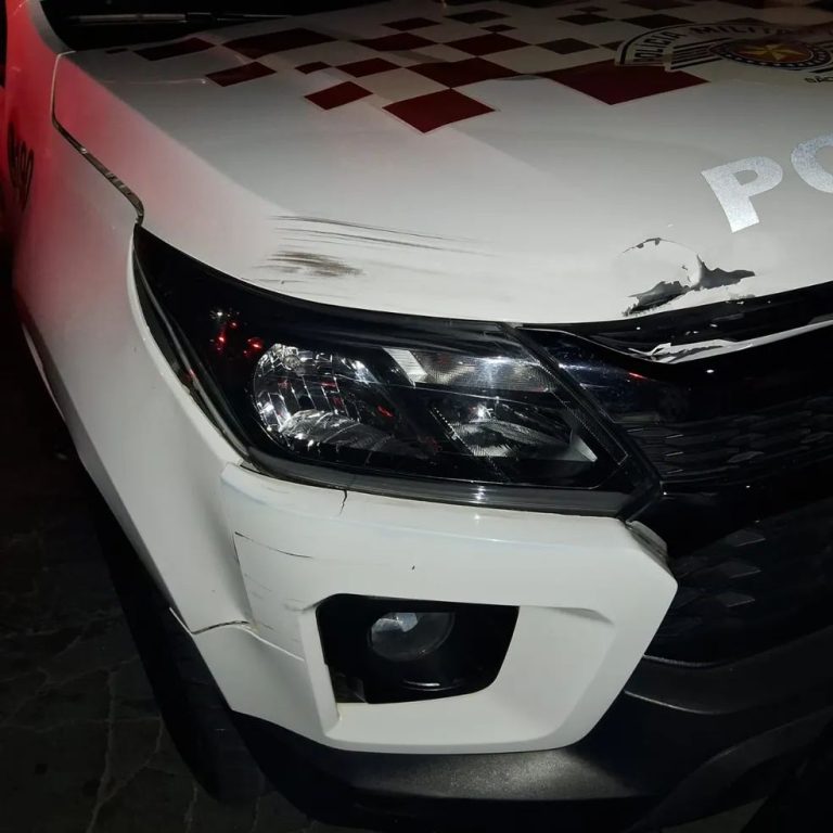 Jovem morre após colidir moto em viatura da PM em Hortolândia