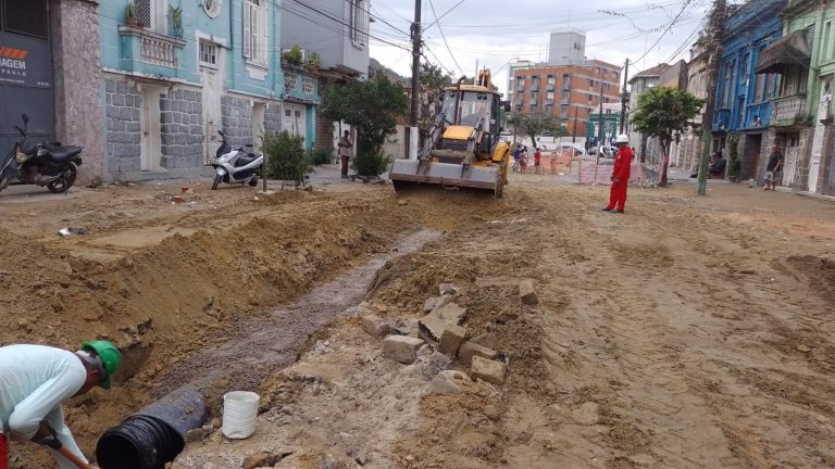 Rua cultural de Santos recebe nova drenagem