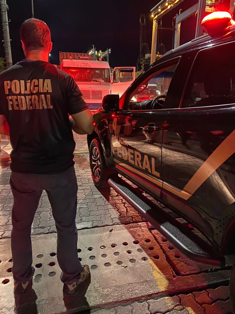 VÍDEO – Cocaína no Porto: PF apreende mais de 100 Kg da droga prontos para o embarque