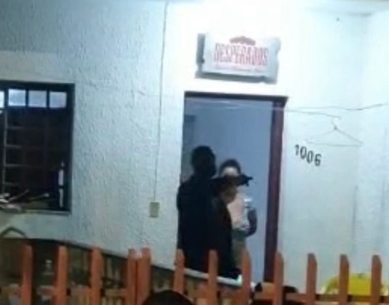 Marido descobre traição e ameaça a esposa de morte em Americana