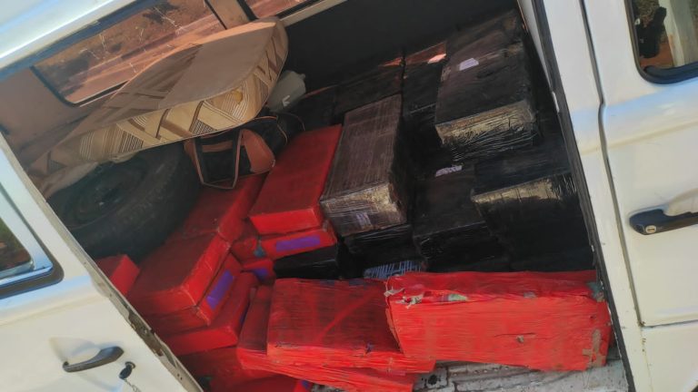 Kombi do Tráfico: quase uma tonelada de maconha apreendida na região