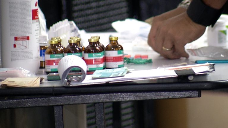 Homem é preso pela polícia comercializando drogas pelas redes sociais