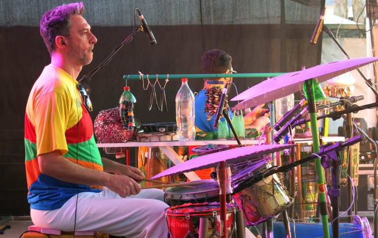 Fazenda Roseira recebe show Reciclando a MPB no domigo, 6