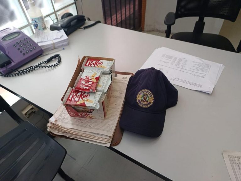 Adolescentes são pegos com a mão no chocolate e acabam apreendidos em Santos