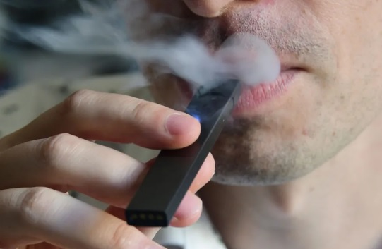 Especialistas se manifestam contra a legalização do cigarro eletrônico no Brasil