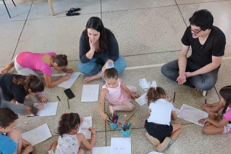 Cultura Livre - Cursos para quem não quer ficar em casa