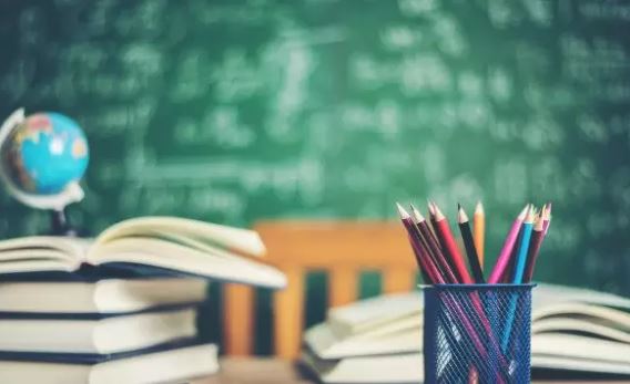 Ensino Médio de SP terá 70% de aumento nas aulas de matemática e 60% nas de português