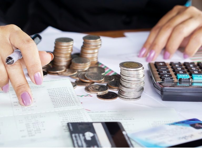 Programa ajuda santistas superendividados a retirarem a “corda do pescoço”