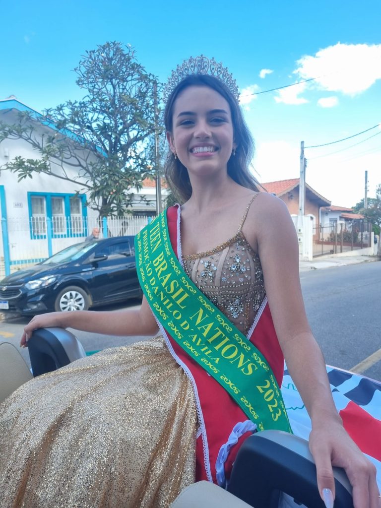 Beleza “made in” Vinhedo, jovem ganha concurso nacional