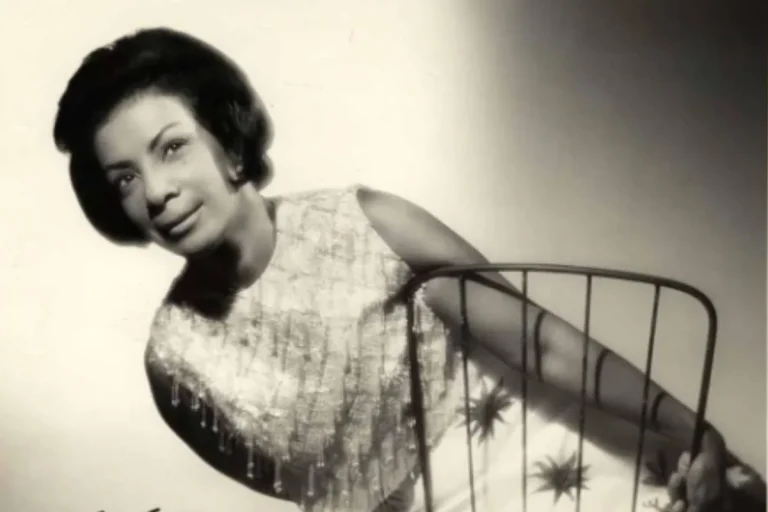  Viva a Divina Elizeth Cardoso!￼