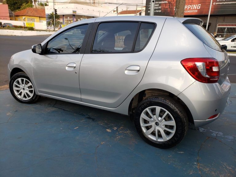 Homem invade casa da ex-sogra, pega chave de carro e vai embora com o veículo