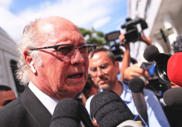 Mulher que denunciou Falcão por importunação sexual, alega que ele “roçou” parte íntima nela