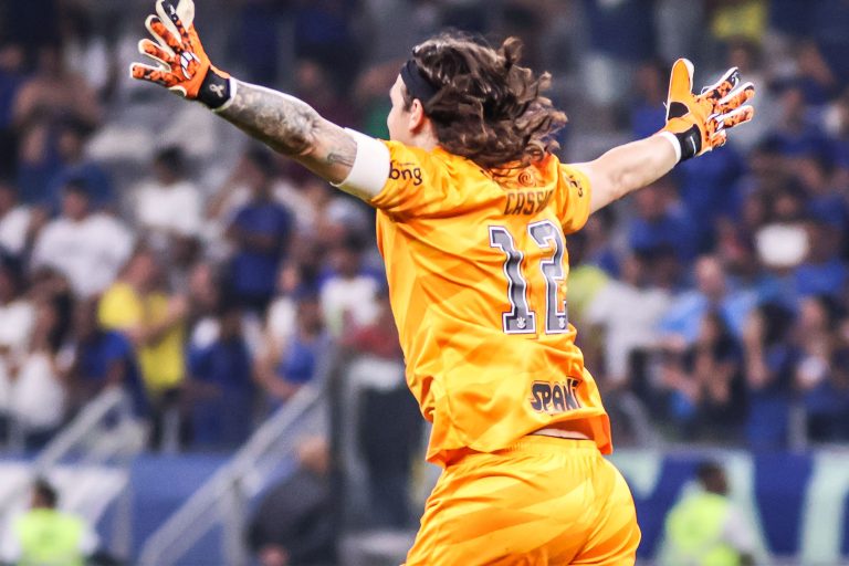 Cássio comemora gol salvador no final | Foto: Fabio Barros/Agencia F8/Folhapress