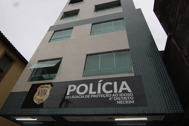 Dupla acusada de estelionato contra idosa em Santos é identificada