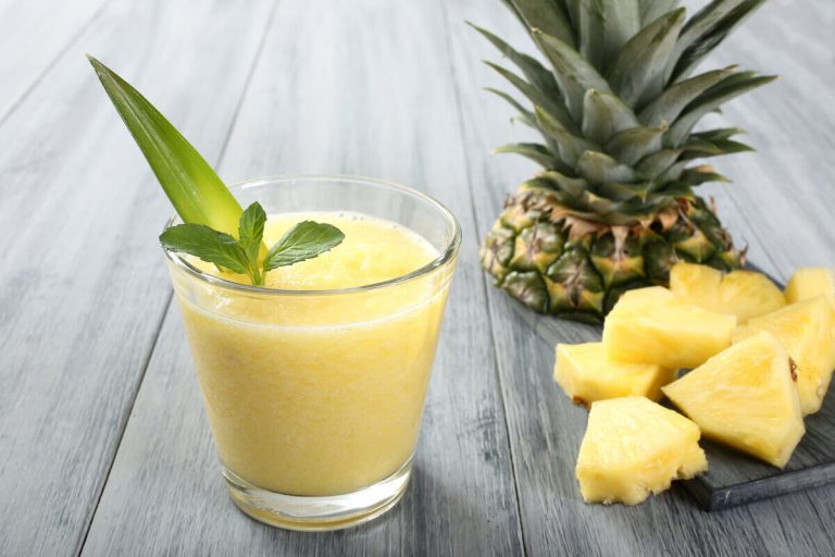 5 vitaminas com frutas para ajudar a emagrecer