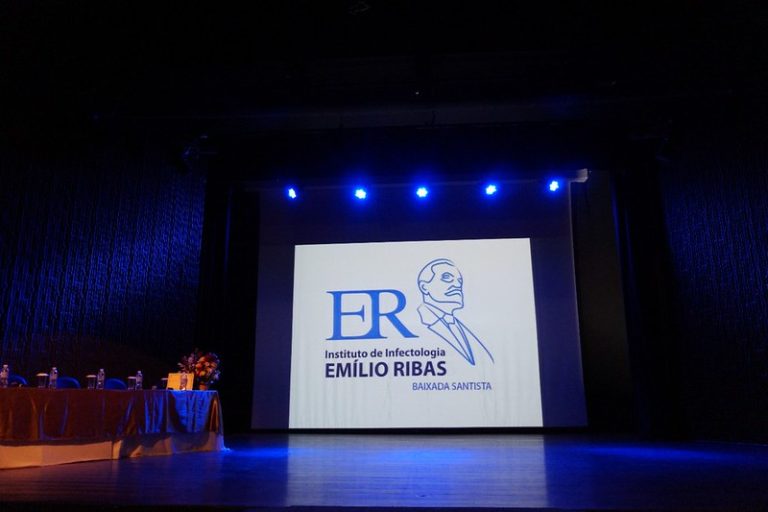 Ciclo de Palestras do Emílio Ribas é realizado no Guarujá