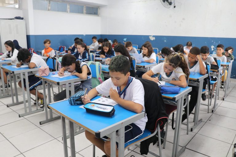 Matrículas para o Fundamental I e II são antecipadas no Guarujá