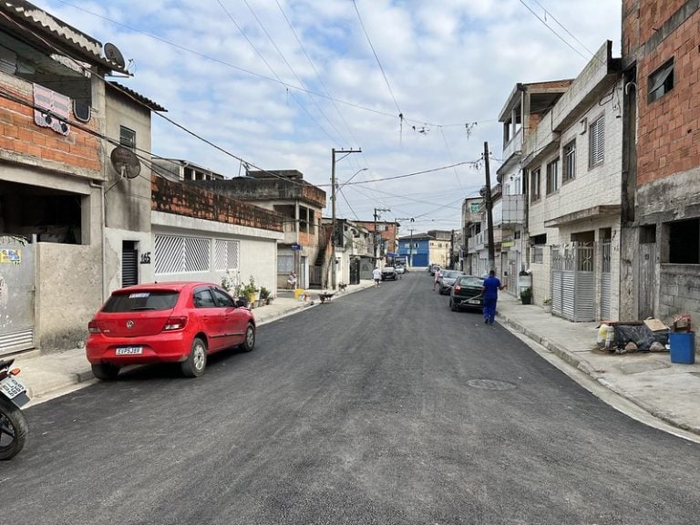Guarujá revitaliza ruas da Vila Zilda