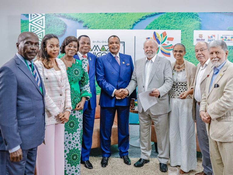 Cúpula da Amazônia termina com cobrança de financiamento dos países ricos para o clima