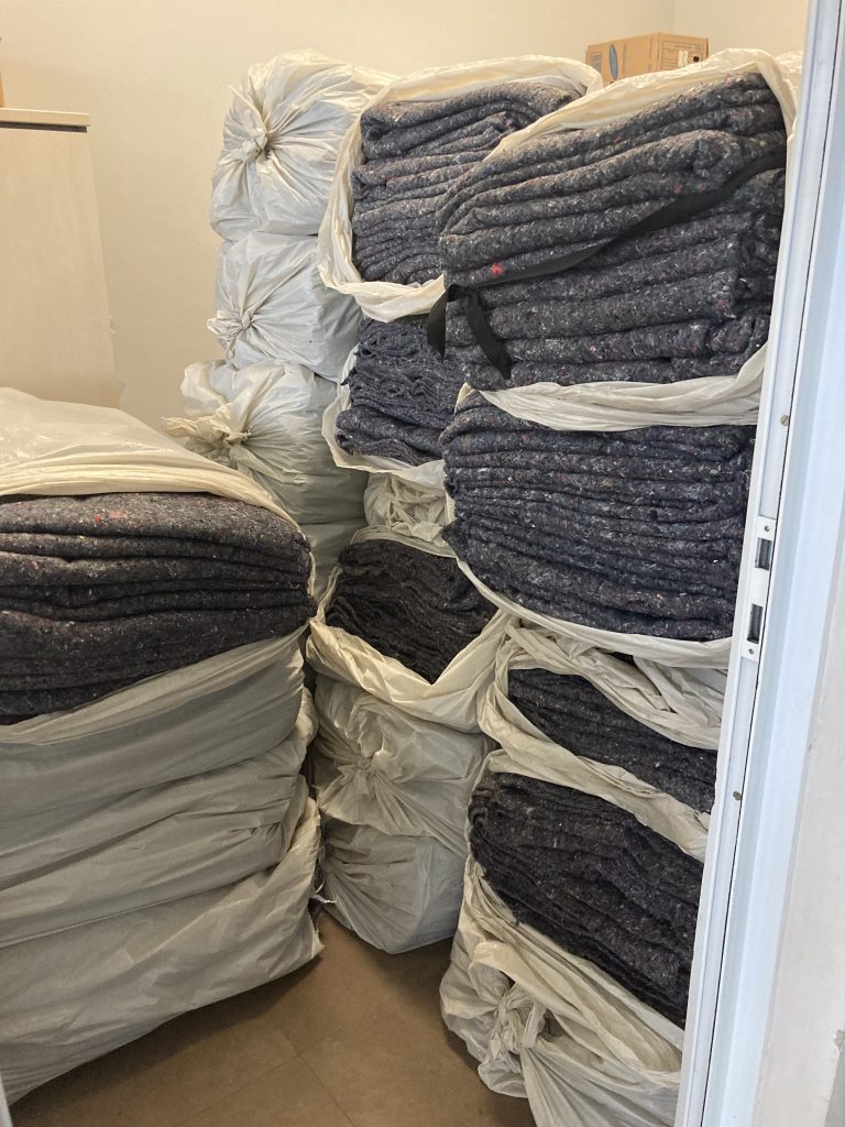 Ecovias vai promover doação de centenas de cobertores para a Baixada Santista