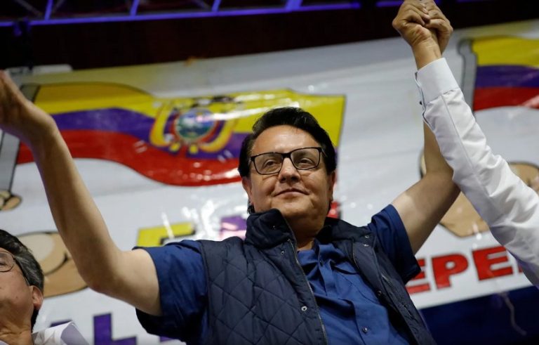 Candidato à Presidência do Equador é assassinado com tiros na cabeça