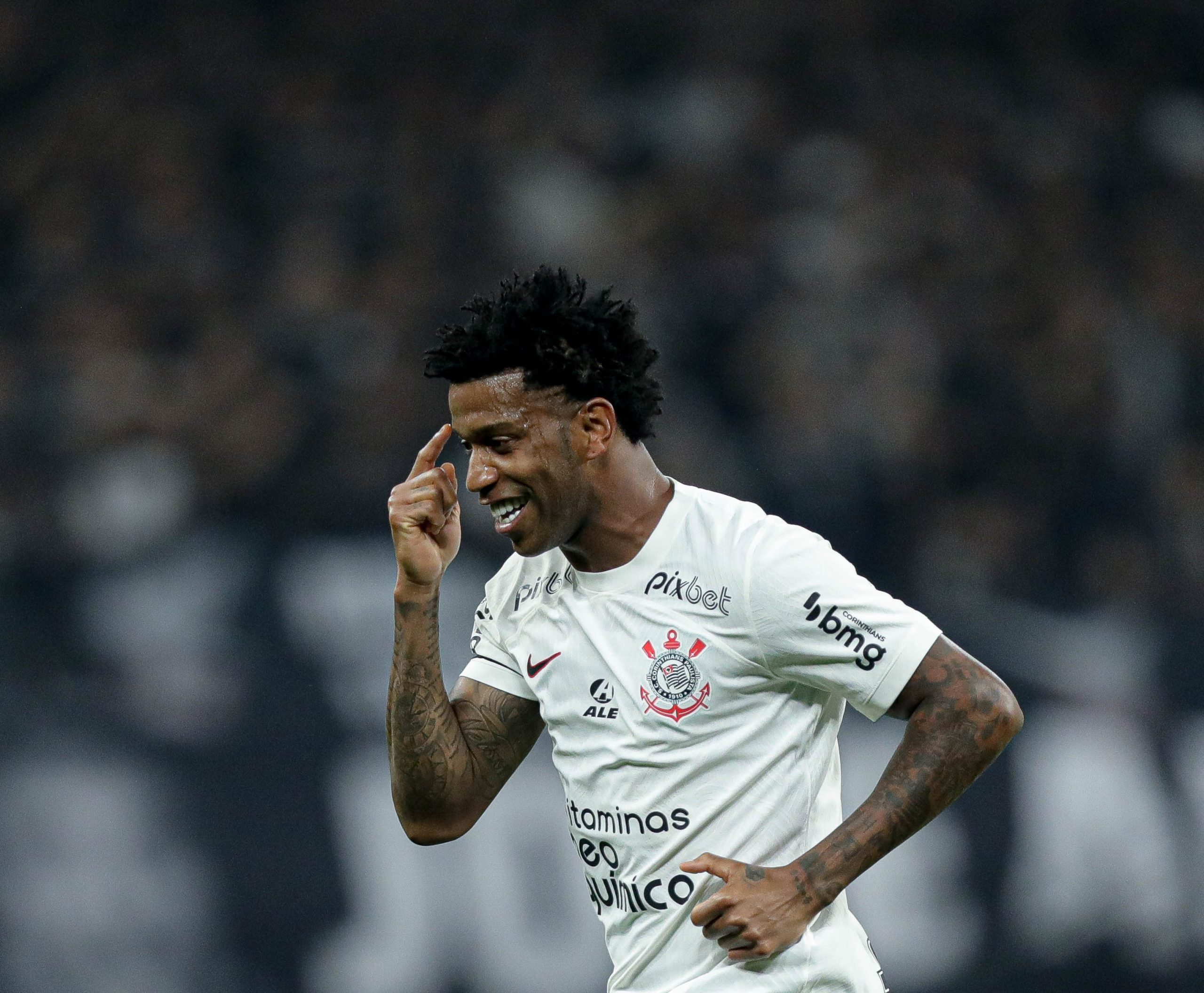 Giuliano fala após vitória do Corinthians contra o Estudiantes na  Sul-americana 