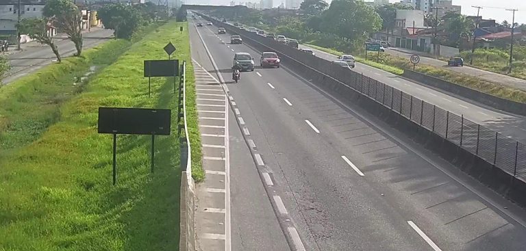 Policial a paisana é baleado em rodovia do Litoral