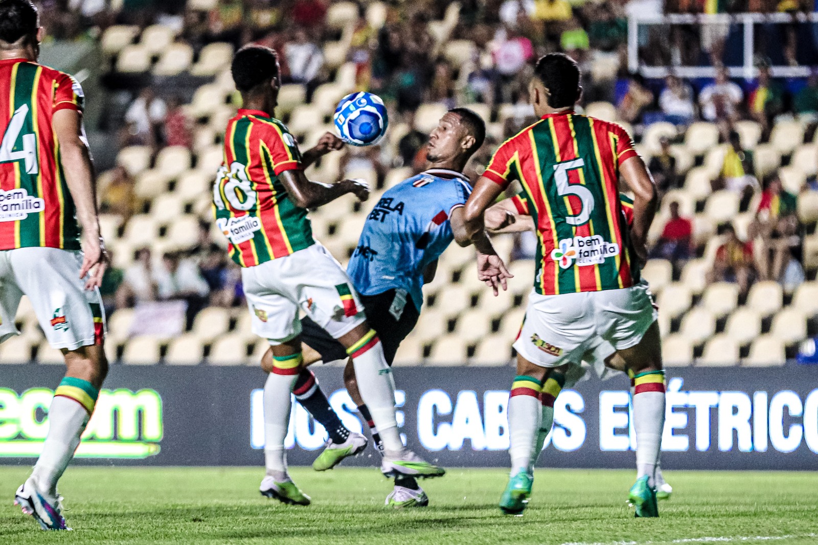 Botafogo empata com o Sampaio Corrêa