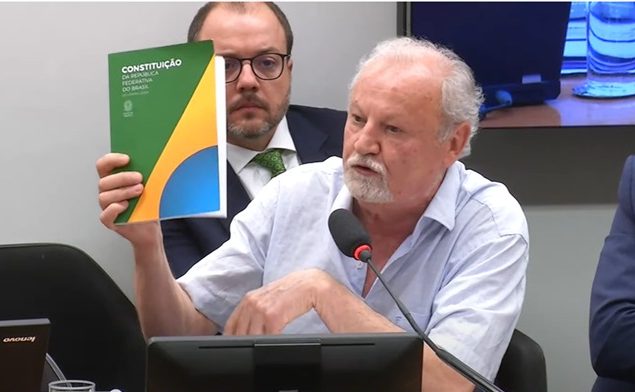 Agronegócio burro está com dias contados, e invasão da Embrapa foi erro, diz Stedile na CPI do MST