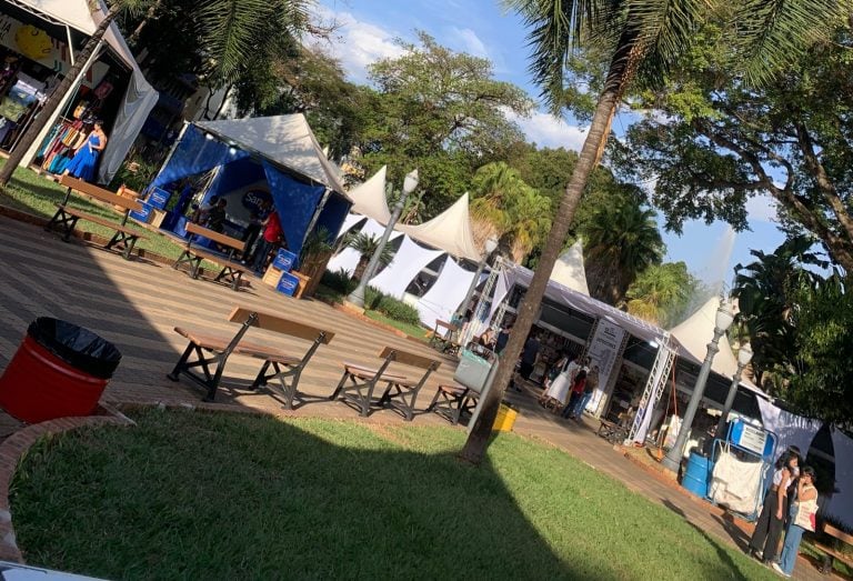 Saiba o que a Feira do Livro programou para essa segunda