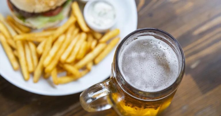 USP precisa de universitários para serem voluntários em estudo sobre atitudes alimentares