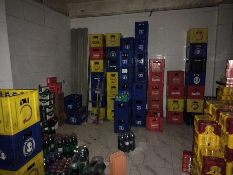 Carga de bebidas é recuperada após roubo e sequestro em Praia Grande