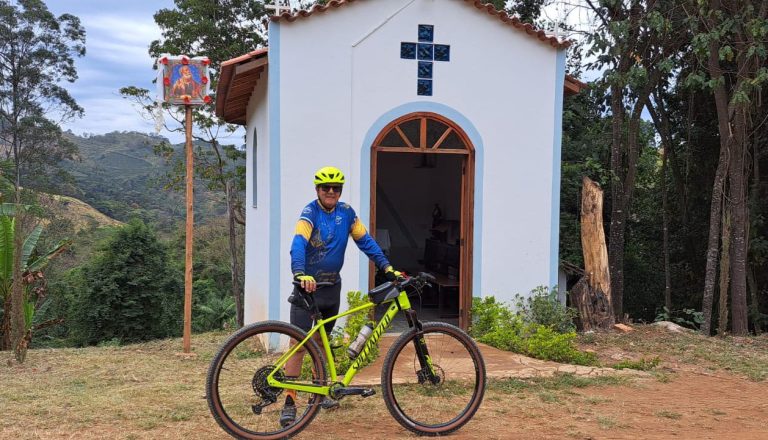 O prefeito Dilador durante o passeio ciclístico | Foto: Divulgação