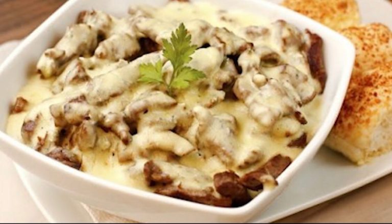 Esporte e comida: aprenda a fazer um aperitivo de pão francês com filé de alcatra ao molho especial