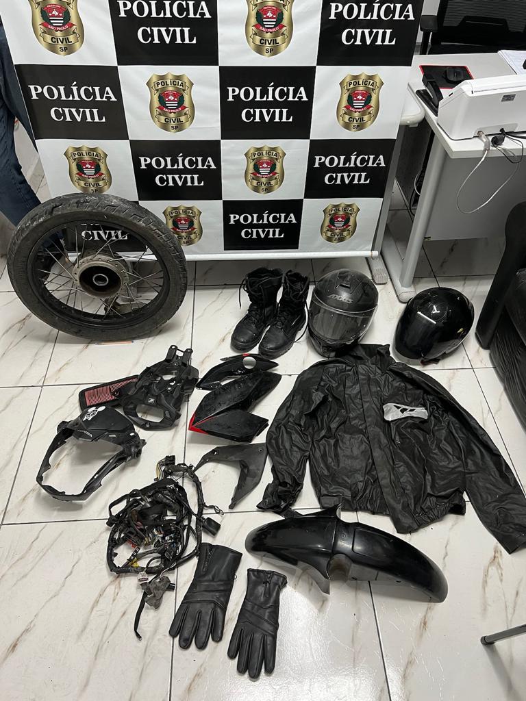 Casa usada para desmanche de motos é descoberta em Cubatão e homem é preso