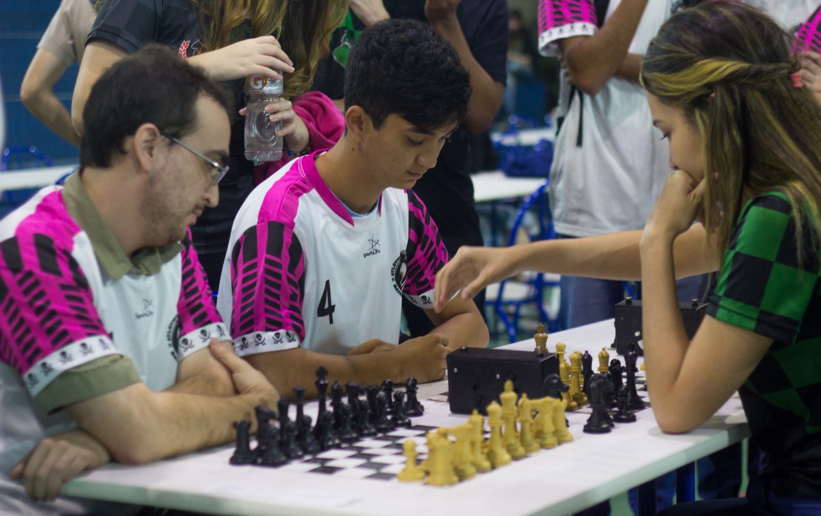 Competição de xadrez das escolas municipais teve finais no Centro