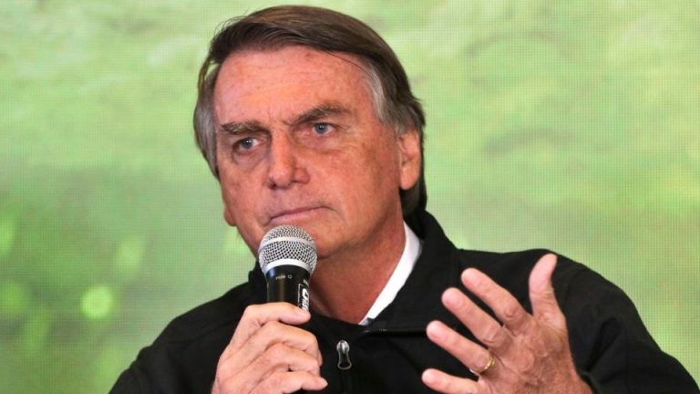 Investigação das joias caminha para crimes que podem levar Bolsonaro a regime fechado