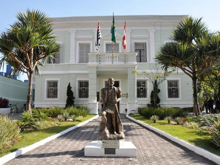 Unidades de saúde de São Vicente realizam palestras e atividades de cuidado com a saúde mental