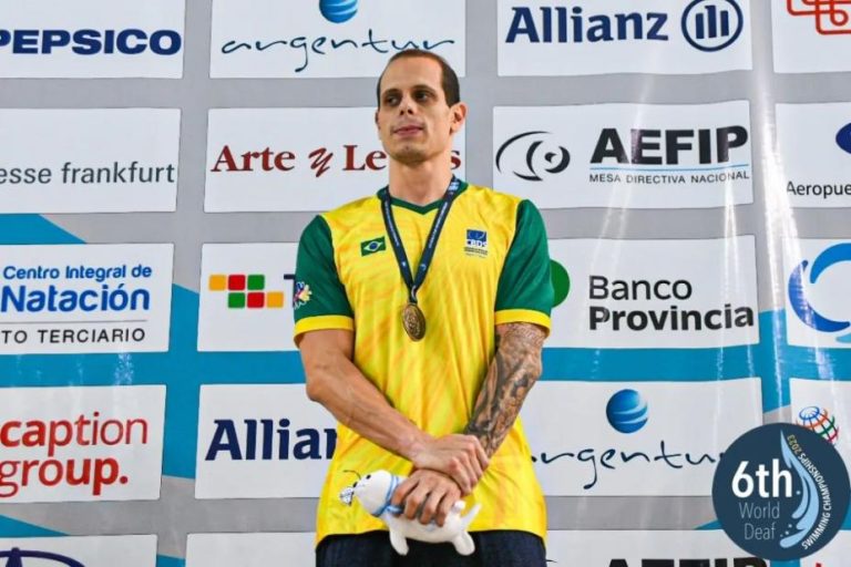 Santista é ouro no Mundial de Natação de Surdos