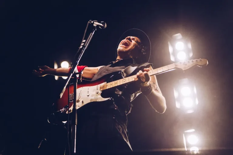 Paulinho Moska grava show no Rio com participações especiais