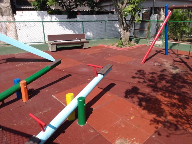 Praças da Zona Noroeste de Santos vão ganhar piso emborrachado