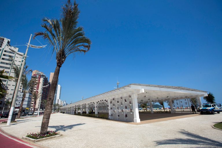 Praia Grande realiza a Caminhada do Agosto Dourado