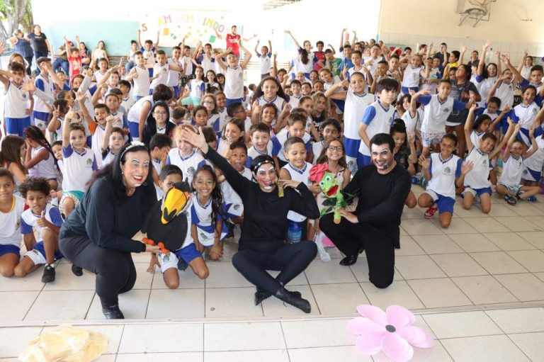 GS Inima Samar apresenta teatro infantil em celebração ao Dia da Árvore