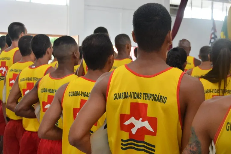 Oportunidade: Processo seletivo para guarda-vidas temporário de Bertioga tem inscrições abertas